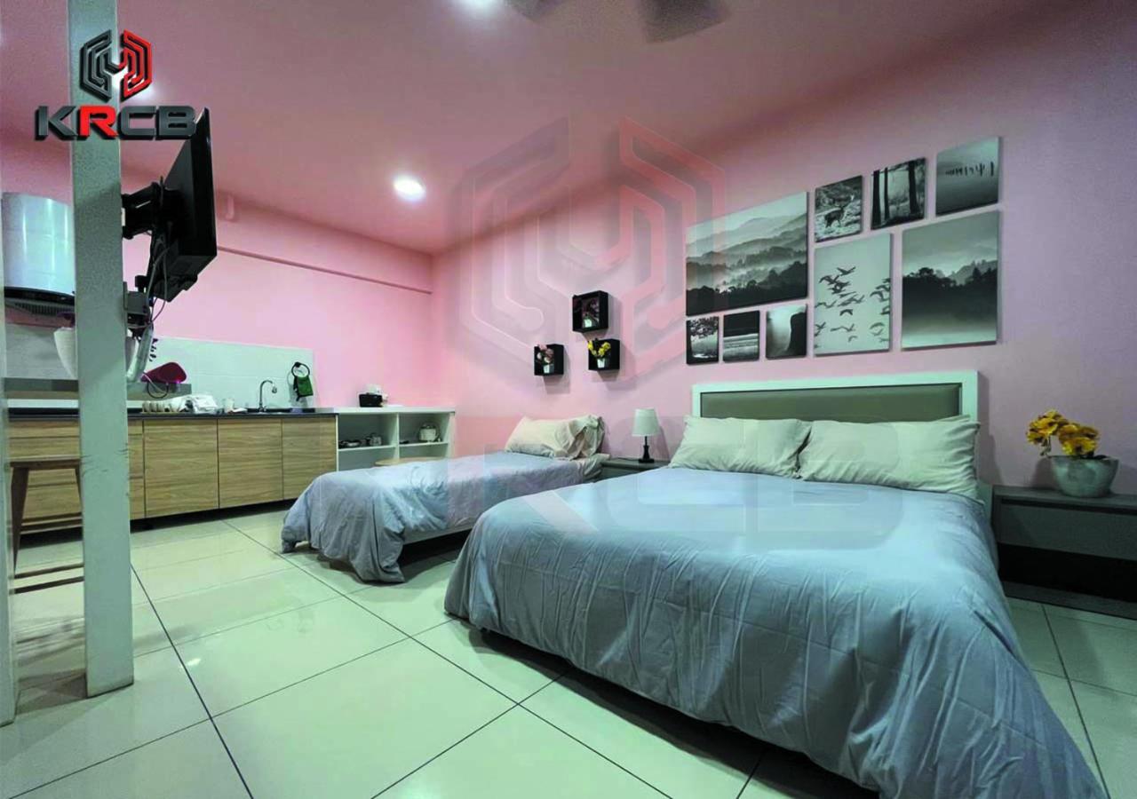 Duduk #evomall Apartment Bangi